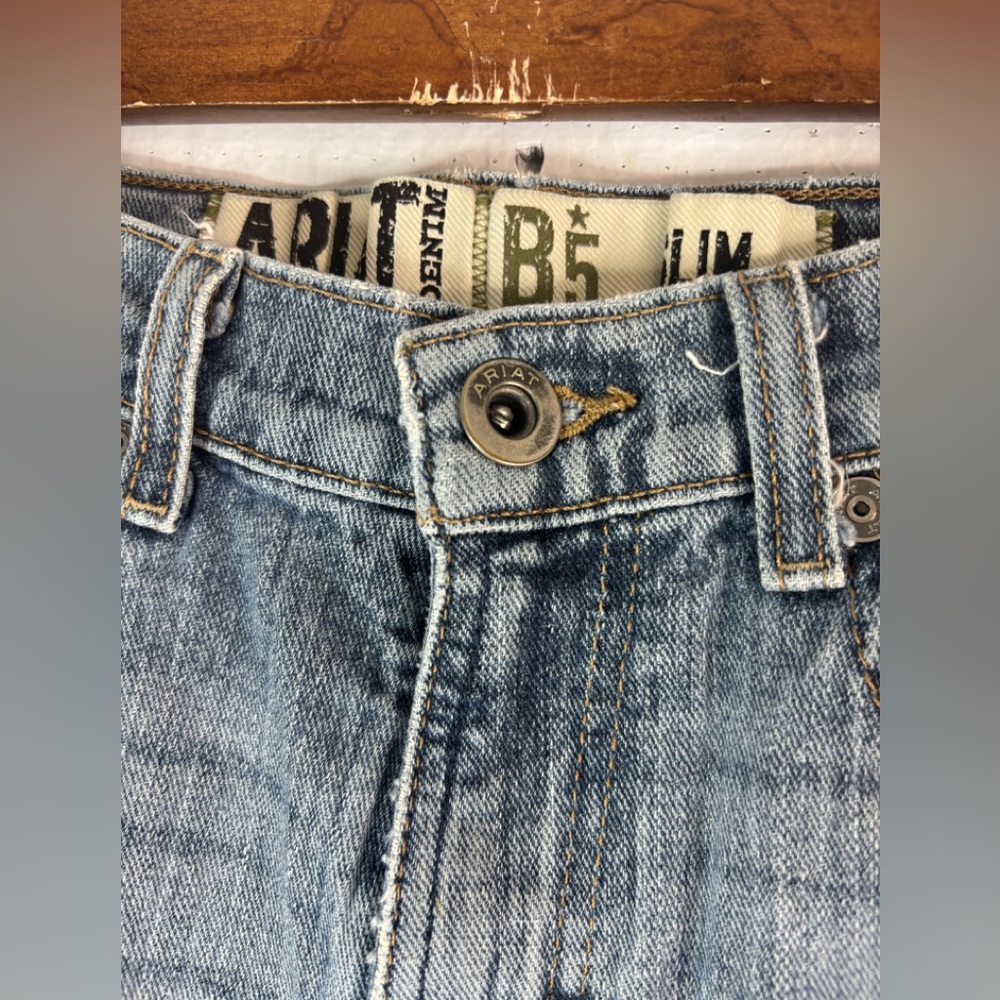 Ariat B5 Slim 16 27x31 Boys Classic Blue Distressed Denim Jeans - Picture 6 of 10